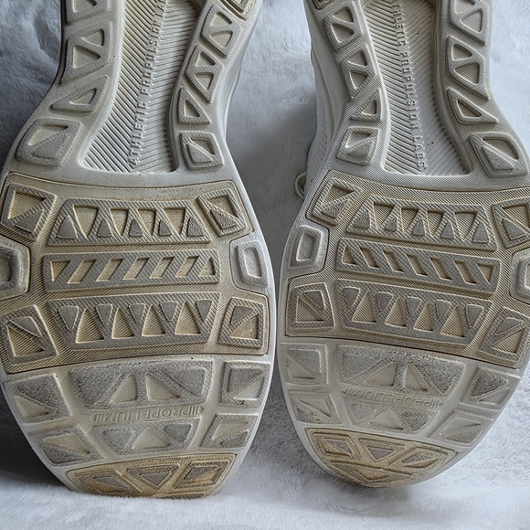 APL Mens White and Tan Sneakers - Picture 15 of 16